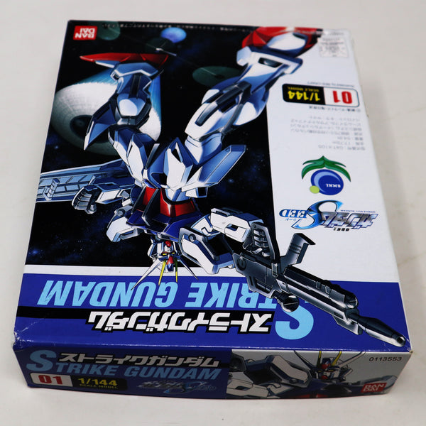 Vintage 2002 Bandai Gundam Strike Gundam Mobile Suit GAT-X105 1/144 Scale Action Figure Model Kit Assembled Boxed Japan Box