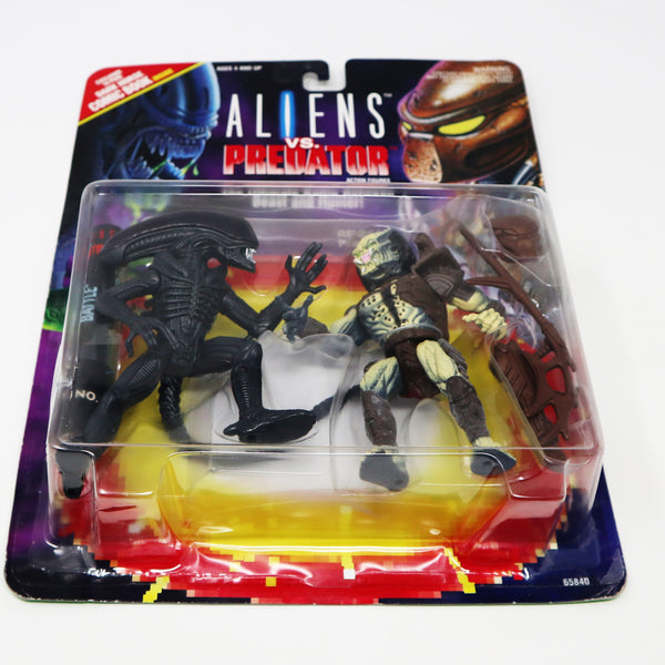 Vintage 1993 90s Kenner Aliens vs Predator Action Figures Warrior Alien & Renegade Predator Two Pack Carded MOC