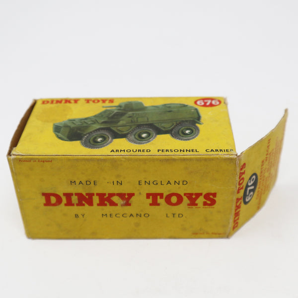Vintage Meccano Dinky Toys 676 Armoured Personnel Carrier Die-Cast Vehicle Boxed
