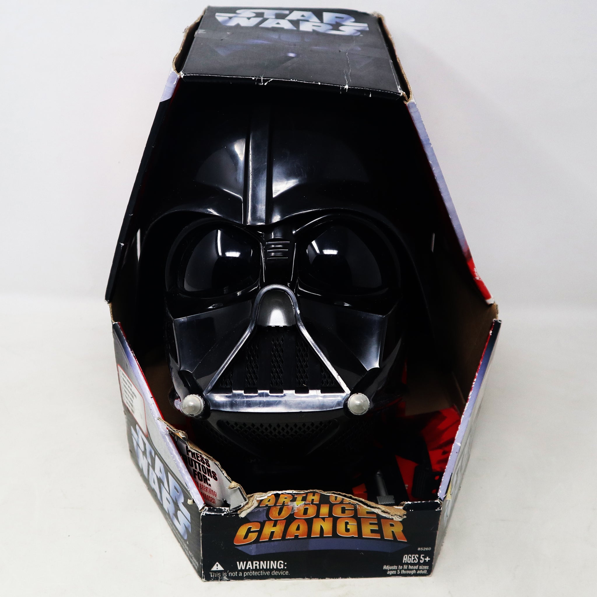 2004 Hasbro Star Wars Darth Vader Electronic Voice Changer Boxed