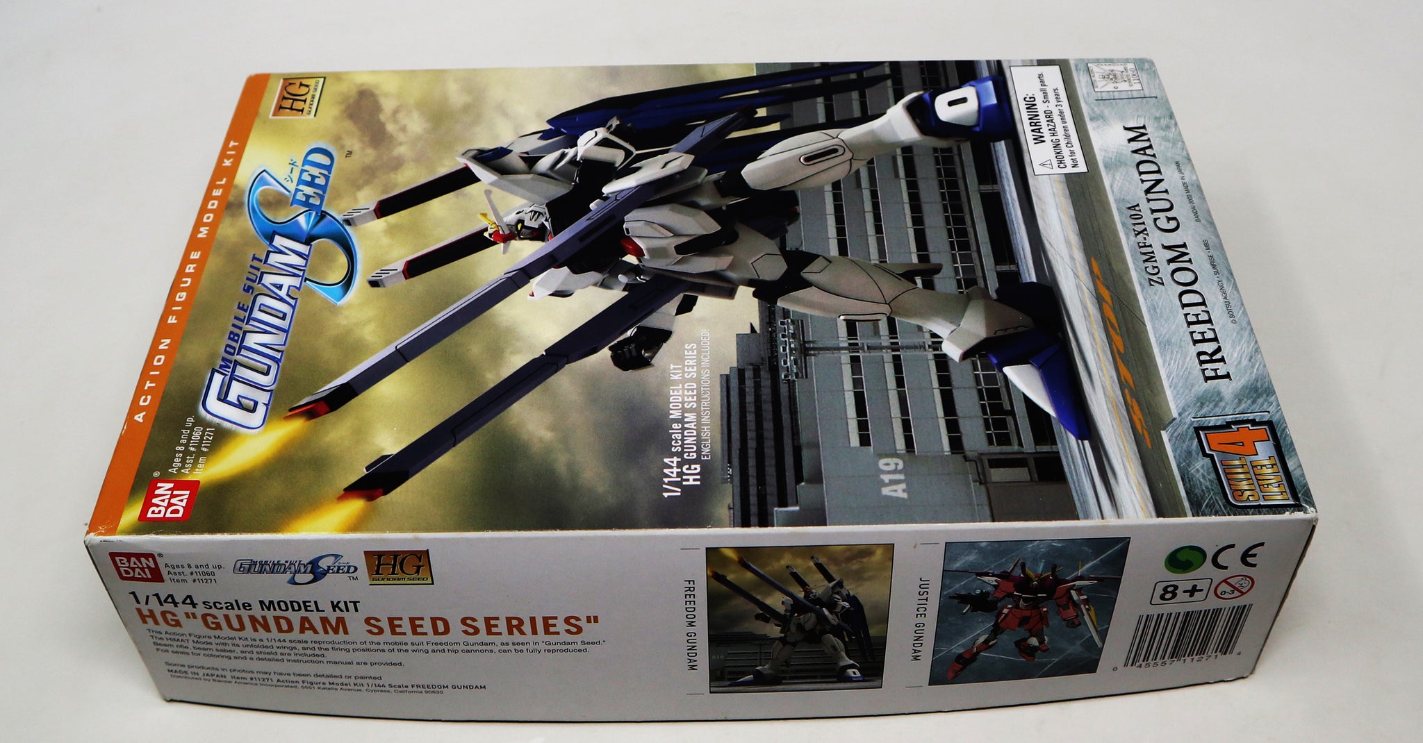 Vintage 2003 Bandai HG Gundam Seed Mobile Suit ZGMF-X10A Freedom