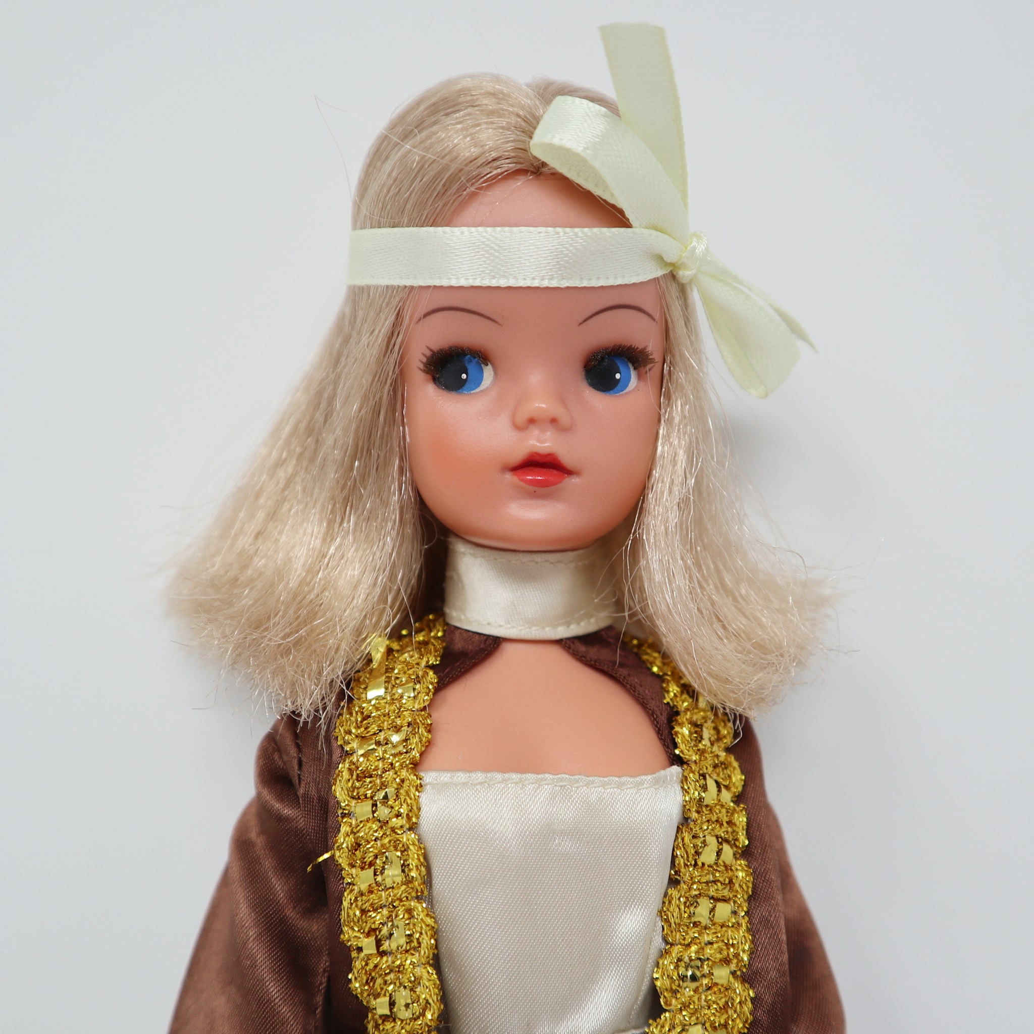 Sindy pedigree doll online